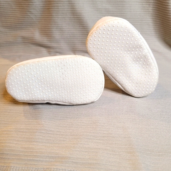 Baby Fanatics Warriors Crib Shoes - Picture 12 of 13